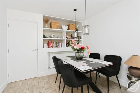 4 bedroom terraced house for sale, High Street, Newington, Sittingbourne
