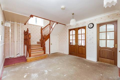4 bedroom detached house for sale, Dargate Road, Yorkletts, Whitstable