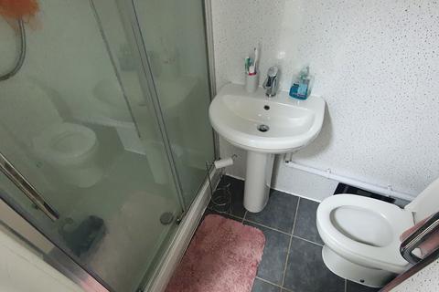 undefined, Flat 2, 95 Cathays Terrace