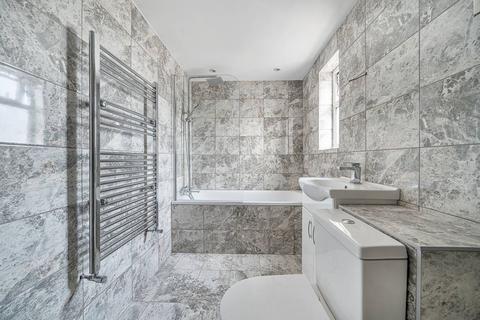 6 bedroom terraced house for sale, Broomfield, Walthamstow, London, E17