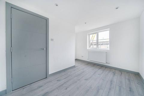 6 bedroom terraced house for sale, Broomfield, Walthamstow, London, E17