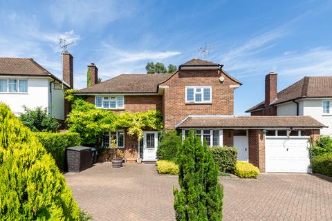 20 Bridgewater Road, Berkhamsted, HP4 1HN