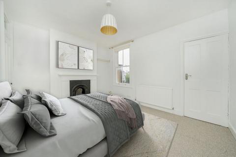 undefined, Queens Road, London N11