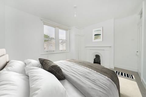 undefined, Queens Road, London N11