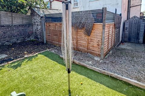 91b Beaconsfield Road, Wick, Littlehampton, BN17 6LN
