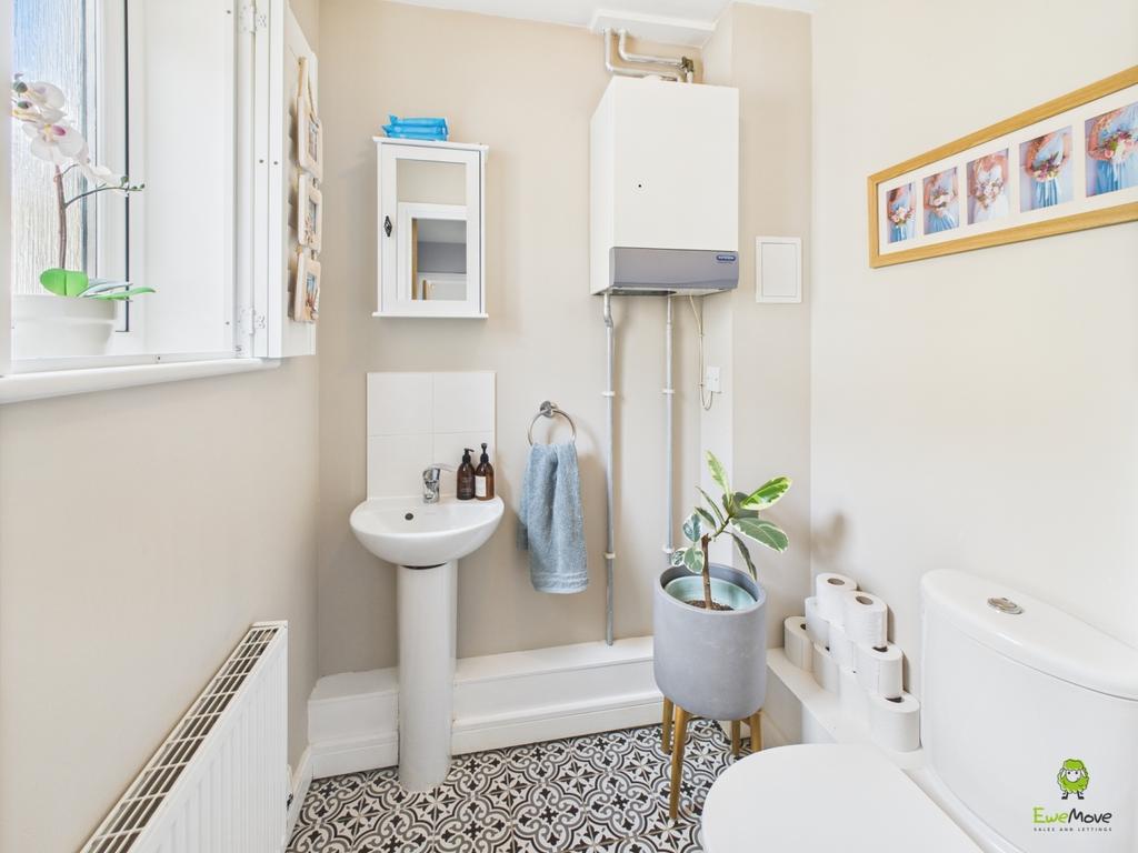 Ground Floor WC James Hillier Ewemove Bexley and D