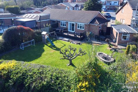 3 bedroom semi-detached bungalow for sale, Pollards Close, Goffs Oak