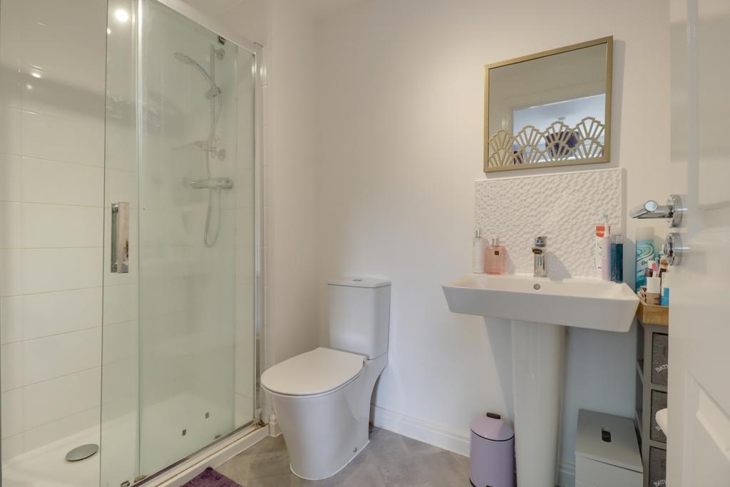 Ensuite-2