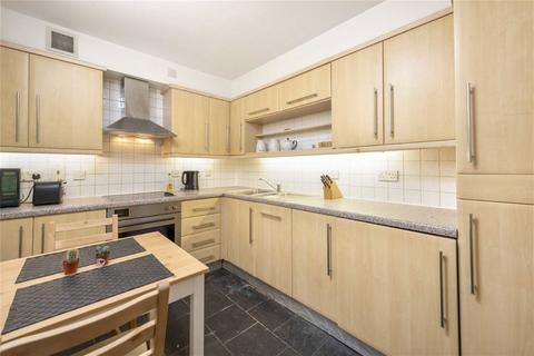2 bedroom flat to rent, Belvedere Road, London SE1