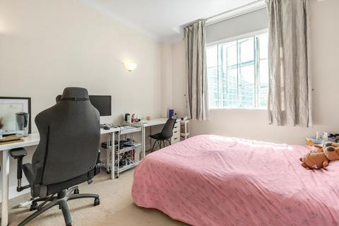 2 bedroom flat to rent, Belvedere Road, London SE1
