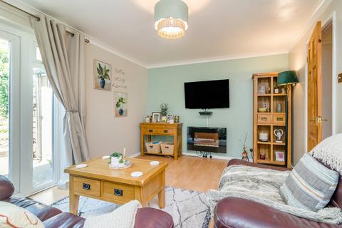 48 Cwrdy Road, Griffithstown, Pontypool, NP4 5AG