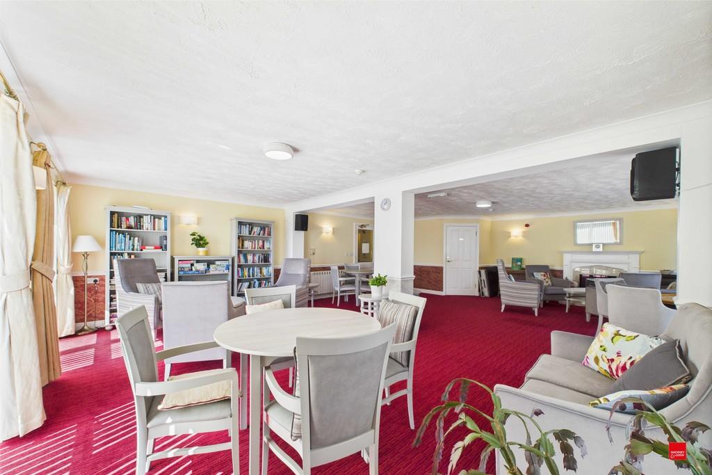 Communal Lounge