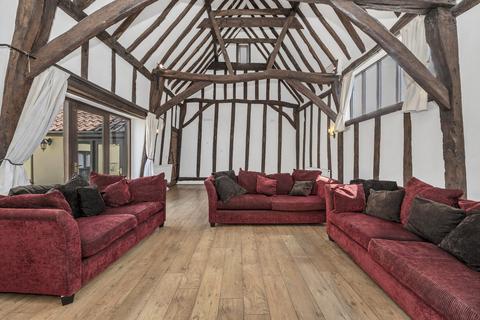 7 bedroom barn conversion to rent, Old Bury Road, Palgrave, Diss