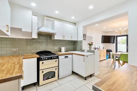 252 Winchcombe Road, Carshalton, SM5 1SA