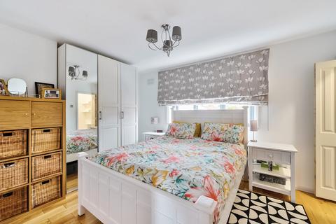 252 Winchcombe Road, Carshalton, SM5 1SA