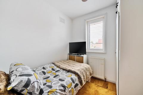 252 Winchcombe Road, Carshalton, SM5 1SA
