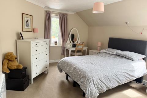 1 bedroom flat for sale, Heathlands Court, Beaulieu Road, Dibden Purlieu, Southampton, Hampshire, SO45