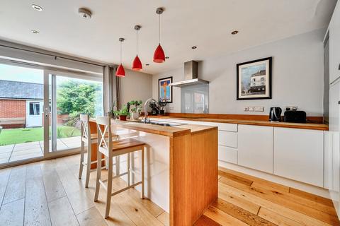 undefined, Elmside, Exeter, EX4 6LR