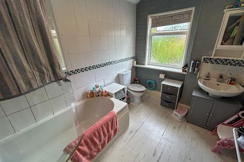5 Bryn Ucha, New Rhosrobin, Wrexham, LL11 4PL