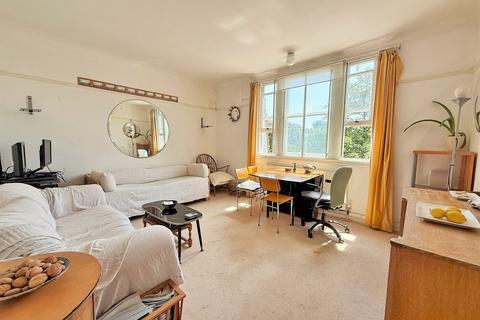 3 bedroom apartment for sale, Nizells Avenue, Hove, BN3 1PR