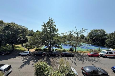 3 bedroom apartment for sale, Nizells Avenue, Hove, BN3 1PR