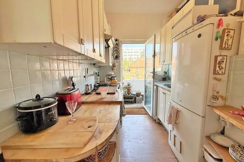 3 bedroom apartment for sale, Nizells Avenue, Hove, BN3 1PR