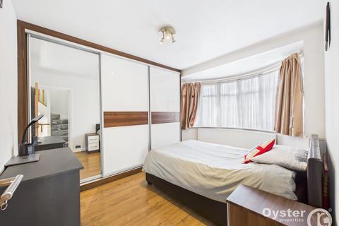 158 Uppingham Avenue, Stanmore, HA7 2JU