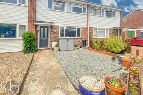 16 Fullers Close, Kelvedon, Colchester, CO5 9JX