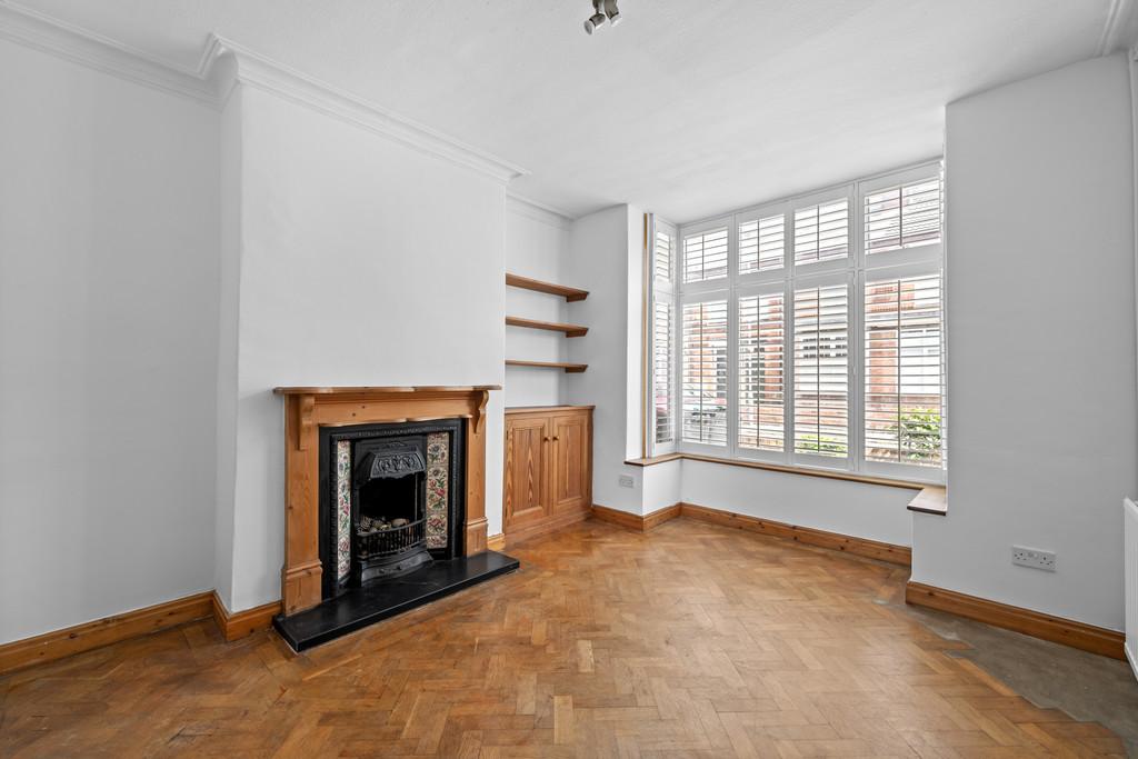 21 Clare Avenue, Avenue, CH2 3 HT-3