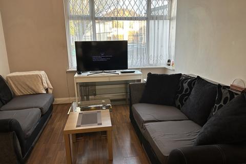 18 Tilney Road, Southall, UB2 5LT