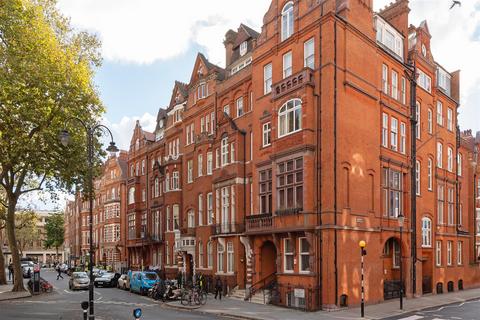 Cadogan Gardens, Chelsea SW3