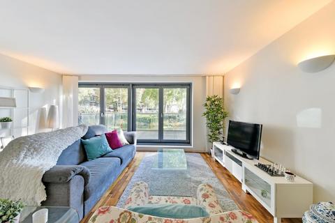 New Providence Wharf, Canary Wharf, London, E14