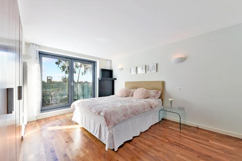 2 bedroom apartment for sale, New Providence Wharf, Canary Wharf, London, E14