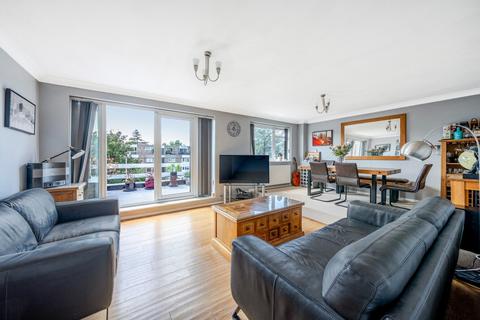 2 bedroom flat for sale, Albemarle Road, Beckenham, Kent, BR3