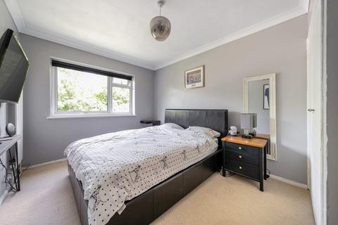 2 bedroom flat for sale, Albemarle Road, Beckenham, Kent, BR3