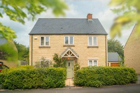 7 Dormers Close, Tetbury, GL8 8HJ