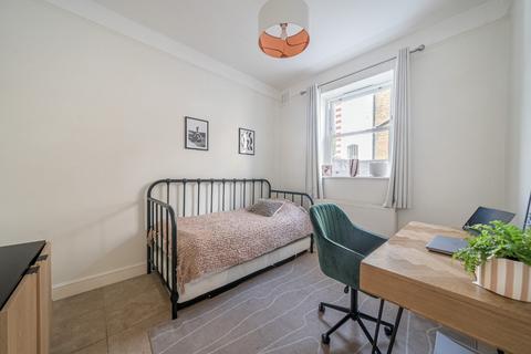 2 bedroom flat for sale, Streatham Common South, Streatham, London, SW16