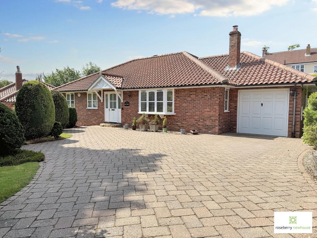 Westholme, Hutton Rudby, Yarm, North... 3 bed bungalow for sale - £490,000