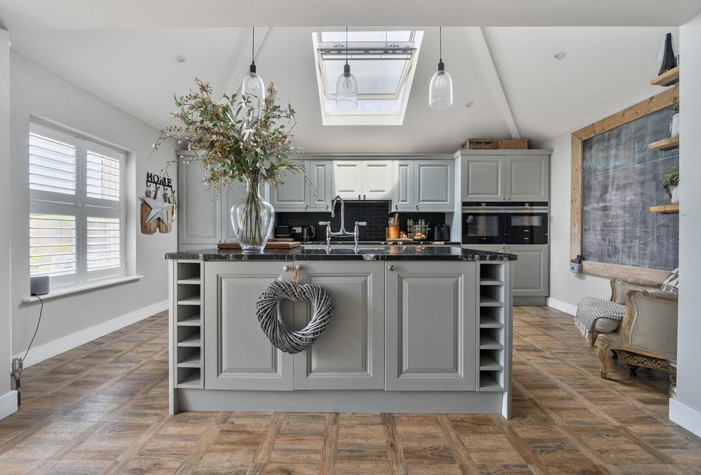 1309063-13-684c2c...