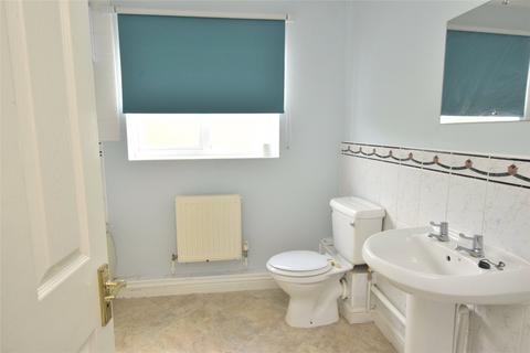 4 bedroom detached house to rent, Bluebell Way, Oxfordshire OX18