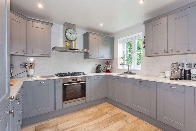 Dining kitchen