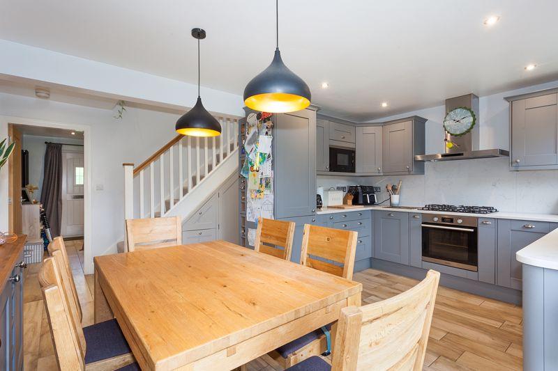 Dining kitchen