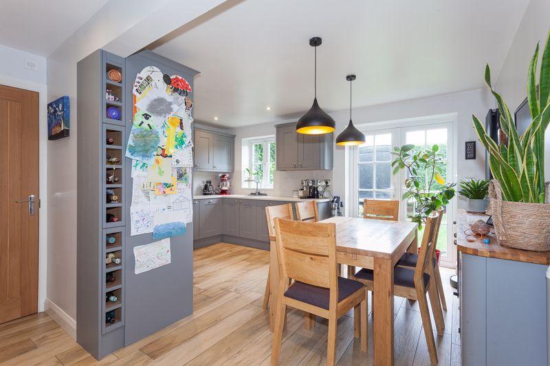 Dining kitchen
