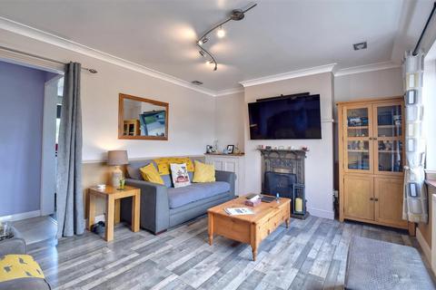 3 bedroom semi-detached house for sale, Stone, Tenterden