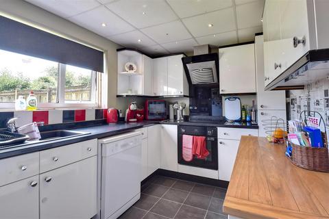 3 bedroom semi-detached house for sale, Stone, Tenterden