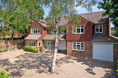 4 bedroom detached house for sale, Blackpond Lane, Farnham Common