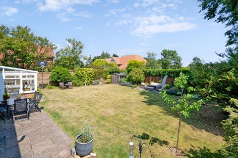 4 bedroom detached house for sale, Blackpond Lane, Farnham Common