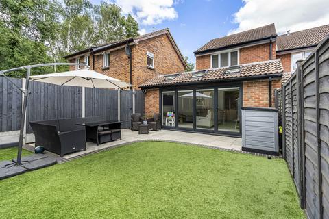 53 Copperfields, Fetcham, Leatherhead, KT22 9PA