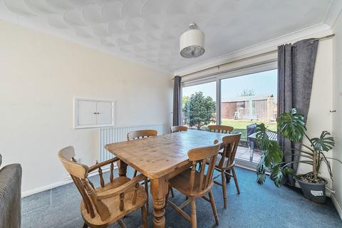 36 Burntwick Drive, Lower Halstow, Sittingbourne, ME9 7DX