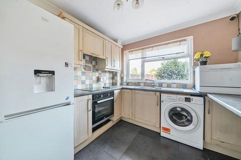 36 Burntwick Drive, Lower Halstow, Sittingbourne, ME9 7DX
